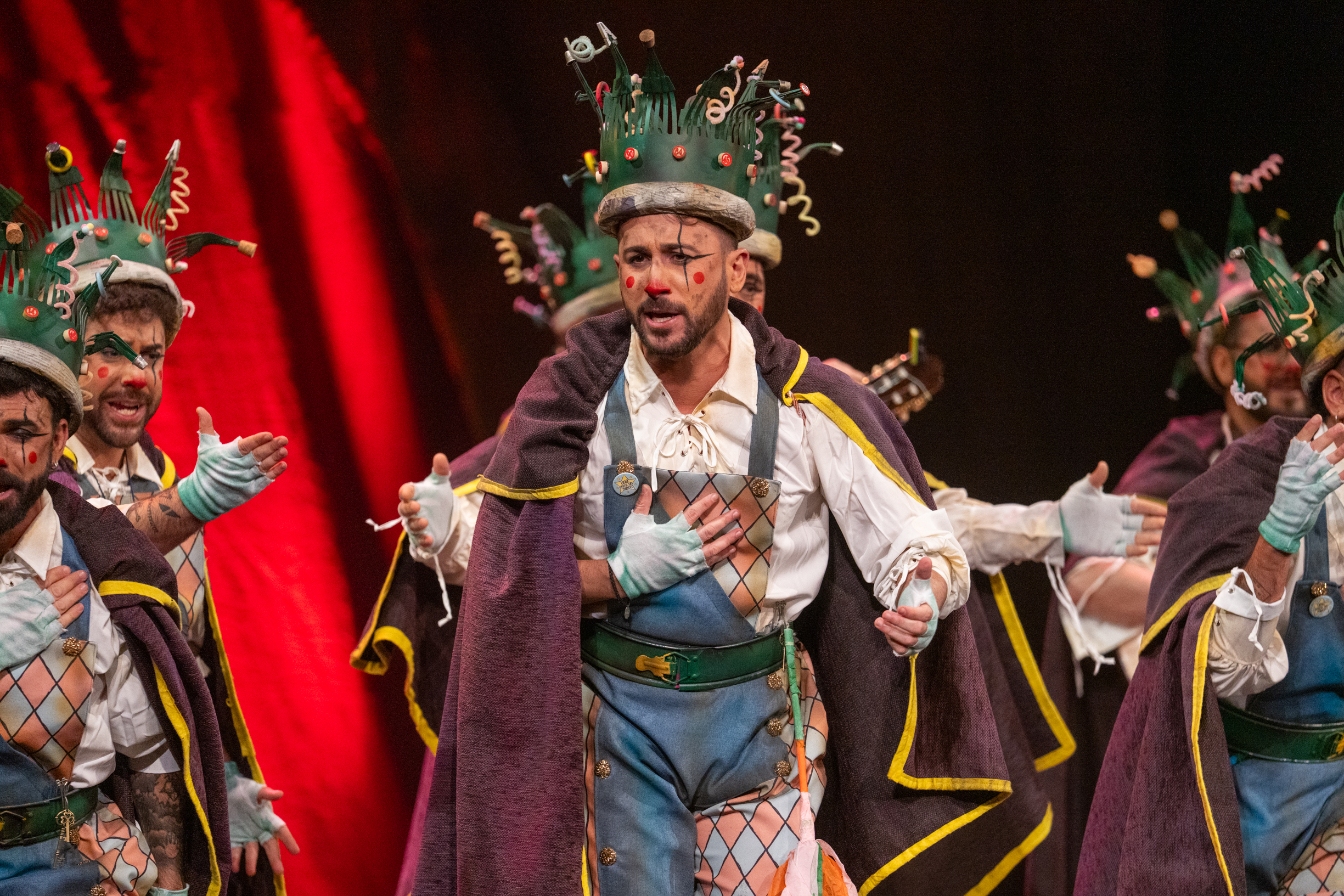 Comparsa, Los del escondite -Preliminares