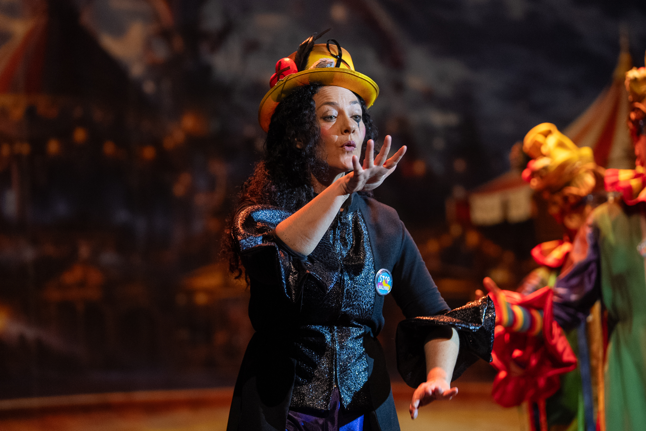 Comparsa, DUMBO - (El vecindario) - Preliminares