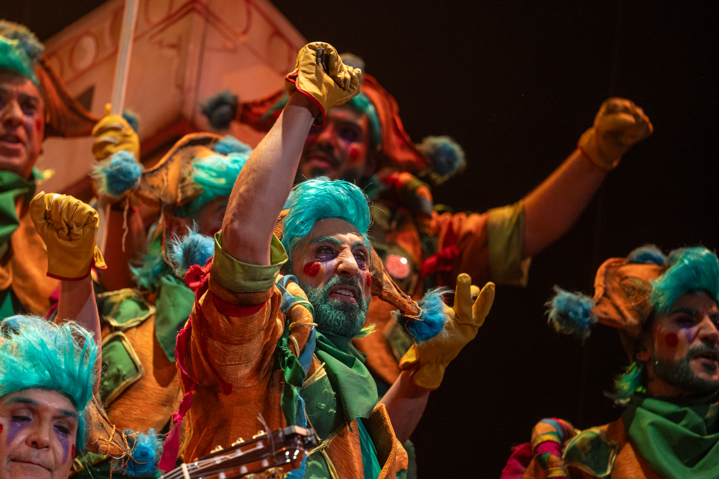 Coro, El sindicato - Preliminares