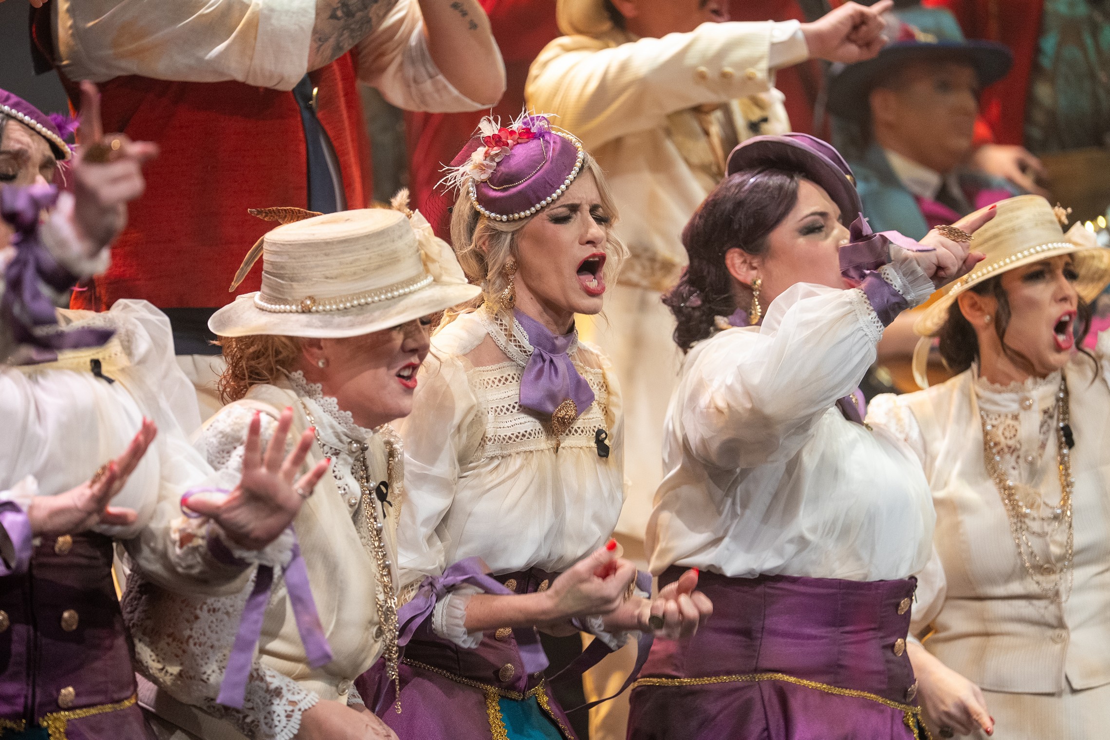 Coro, Café Puerto América - Preliminares