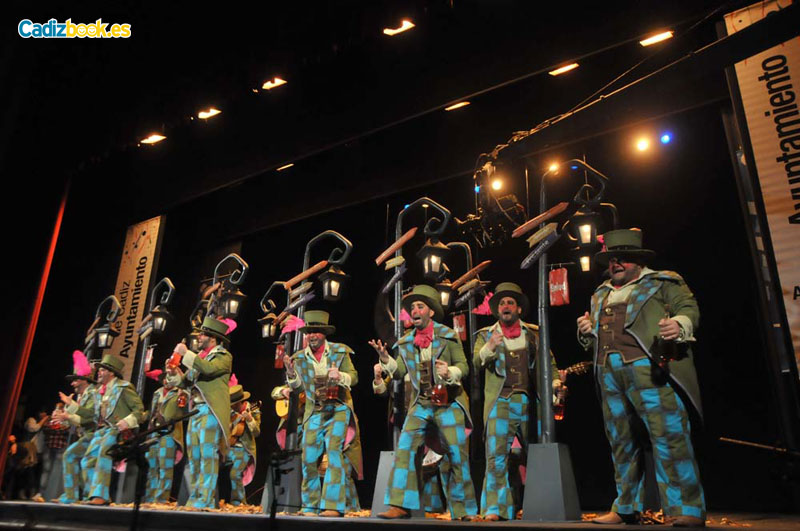 Los bailarines Los bailarines