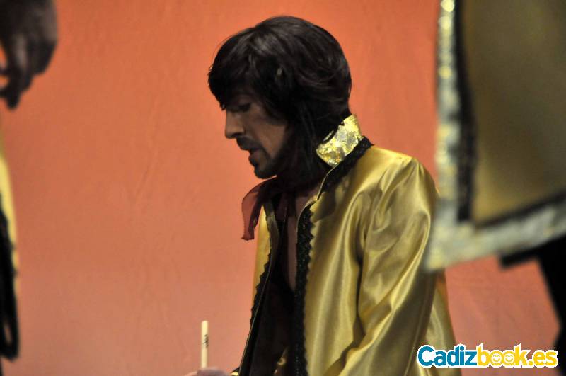 Los doce gabanna Los doce gabanna