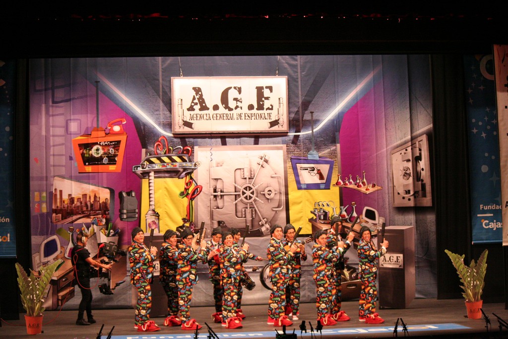 <h2>Mucho age, agencia general de espionaje</h2><br/>