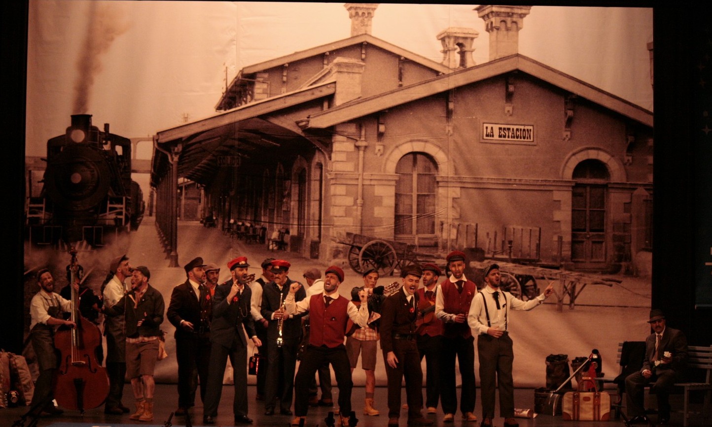 <h2>Una estación con parada del tren de la vida</h2><br/>