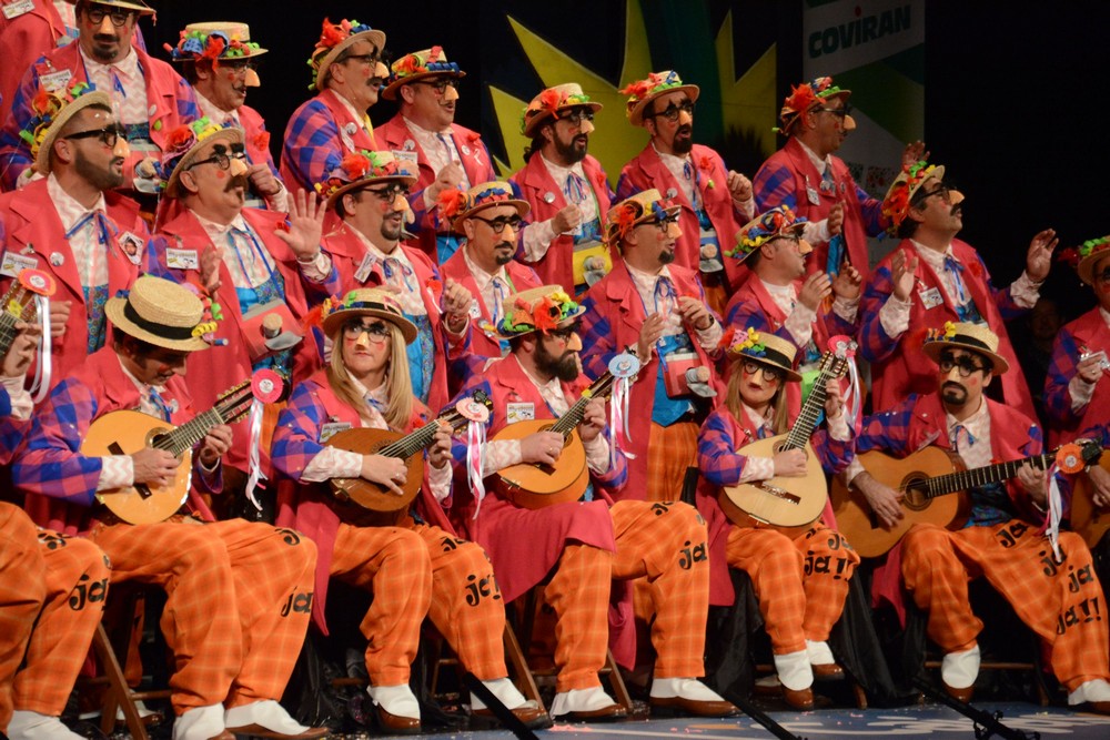 <h2>Sones de tango con la gracia de cádiz</h2><br/>
