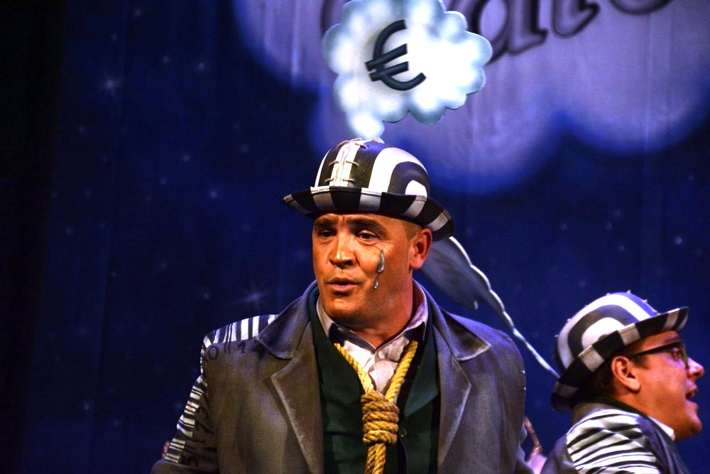 El hombre del mundo gris