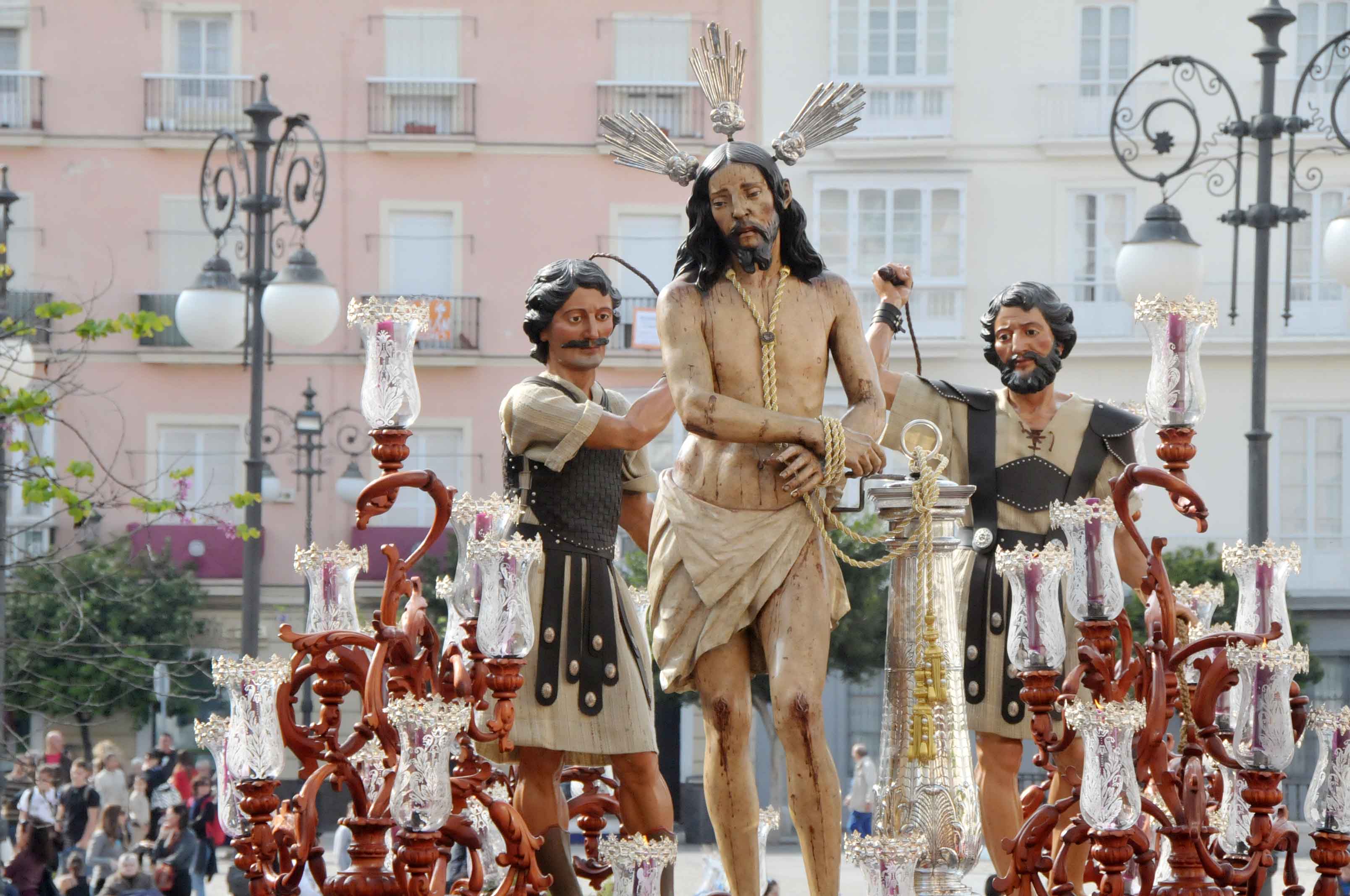 El "aguaor" y lágrimas no salieron de san antonio en rogativa si no para hacer estación de penitencia en la catedral