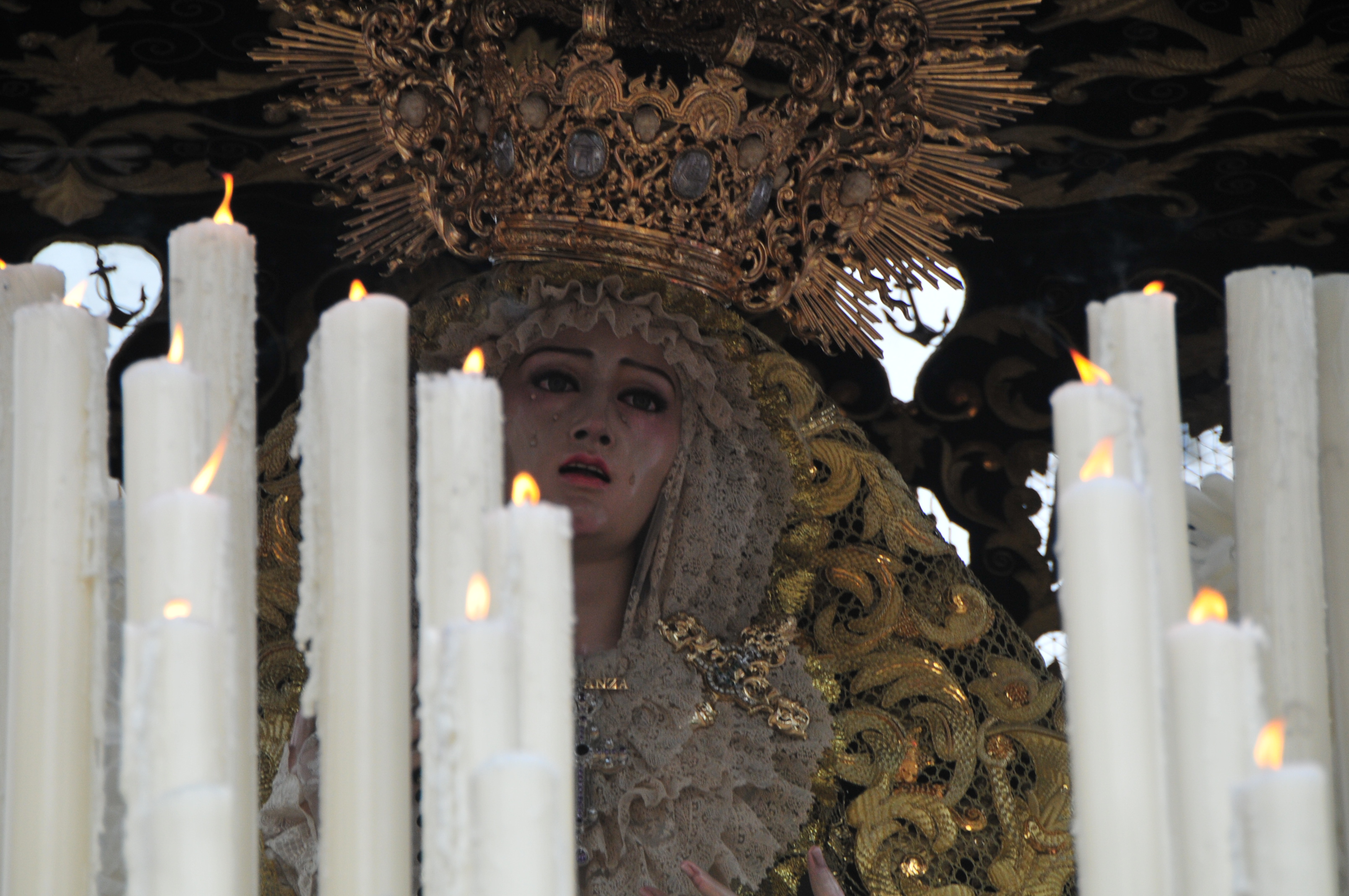 Corona de maría santísima de la esperanza cigarreras