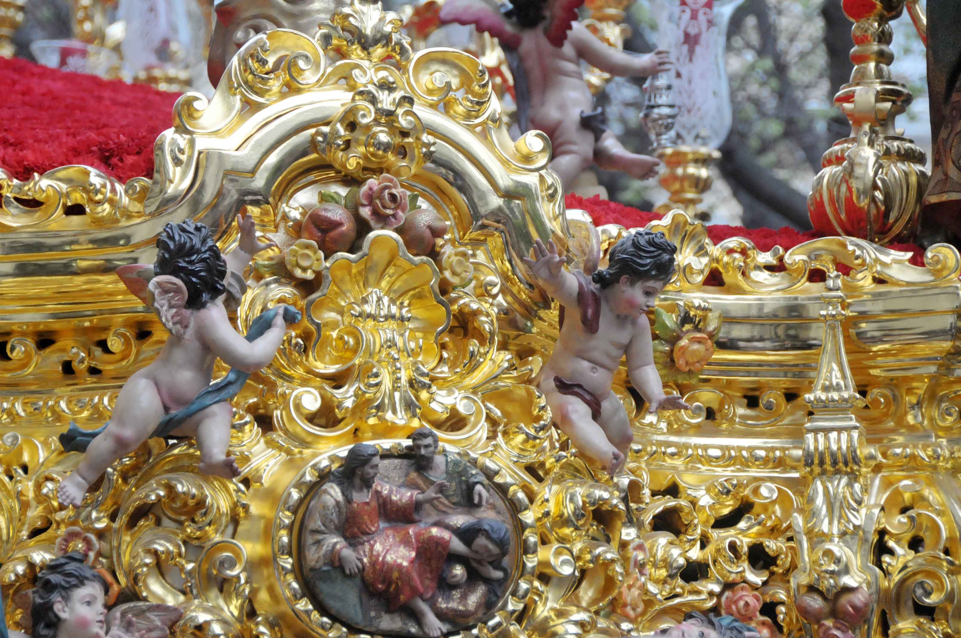 Los viñeros vibraron con su cristo y su virgen y despidieron a ambas imágenes no para siempre si no con un simple hasta luego Los viñeros vibraron con su cristo y su virgen y despidieron a ambas imágenes no para siempre si no con un simple hasta luego