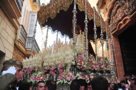 San lorenzo abre sus puertas a la caridad San lorenzo abre sus puertas a la caridad