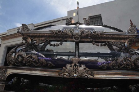 El santo entierro cierra la semana santa a la espera de la gloria dela resurrección El santo entierro cierra la semana santa a la espera de la gloria dela resurrección