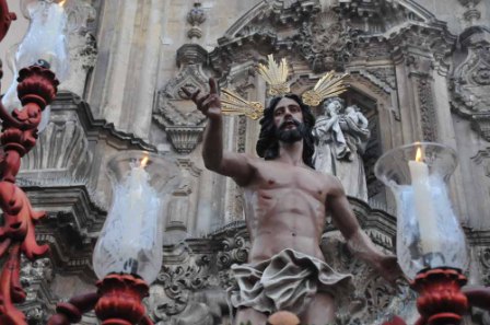 El resucitado no pudo tampoco procesionar por las calles de cádiz