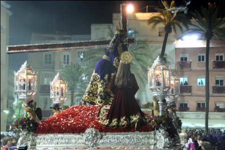 Las cofradías del jueves santo se reunirán a las 14.15 horas en el consejo para decidir si salen esta tarde Las cofradías del jueves santo se reunirán a las 14.15 horas en el consejo para decidir si salen esta tarde