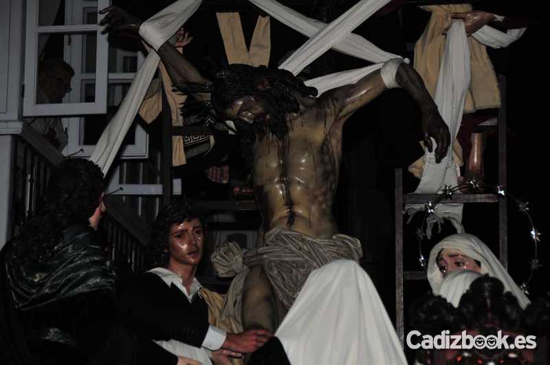 Descendimiento-salida procesional 2011