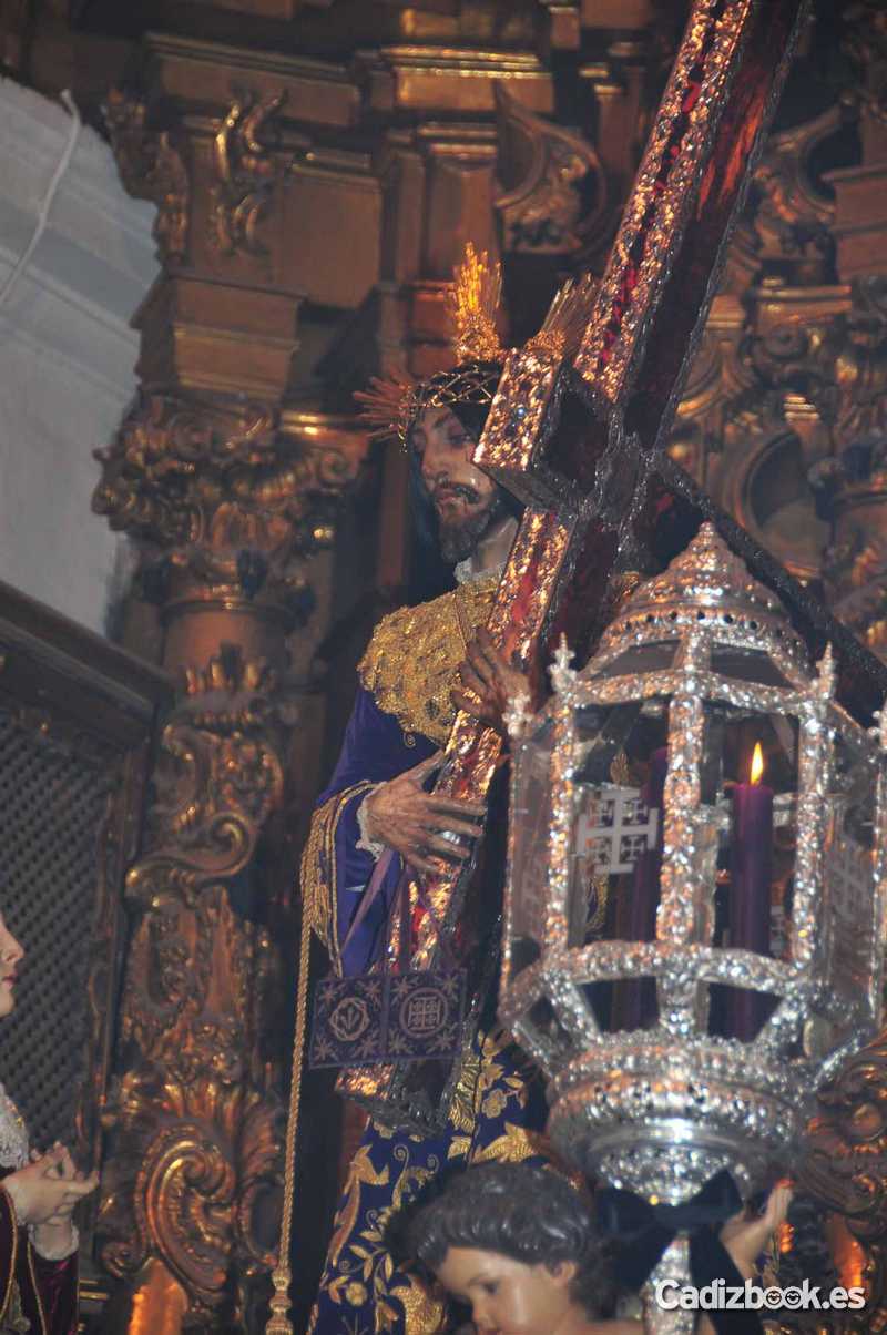 Nazareno-salida procesional 2011