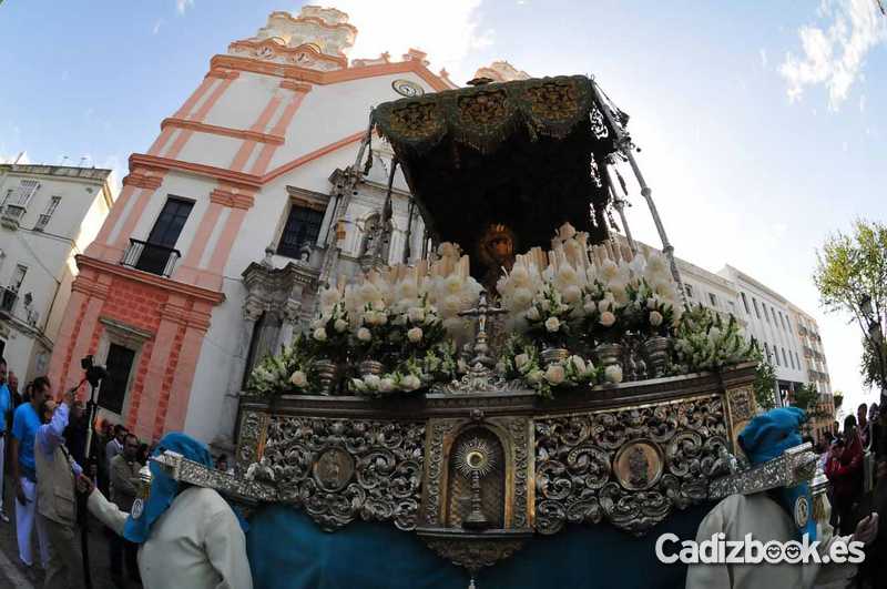 Prendimiento-salida procesional 2011