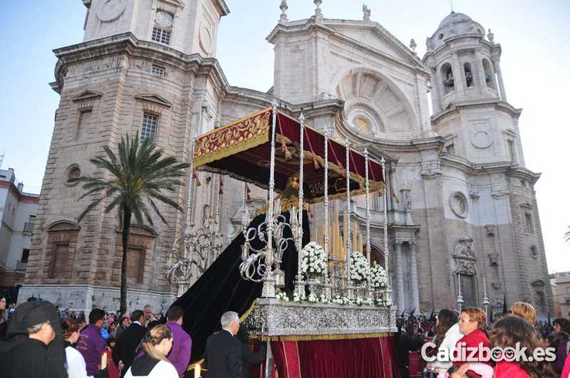 Sanidad-salida procesional 2011