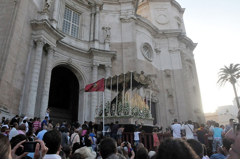 Servitas-procesión de la virgen de los dolores