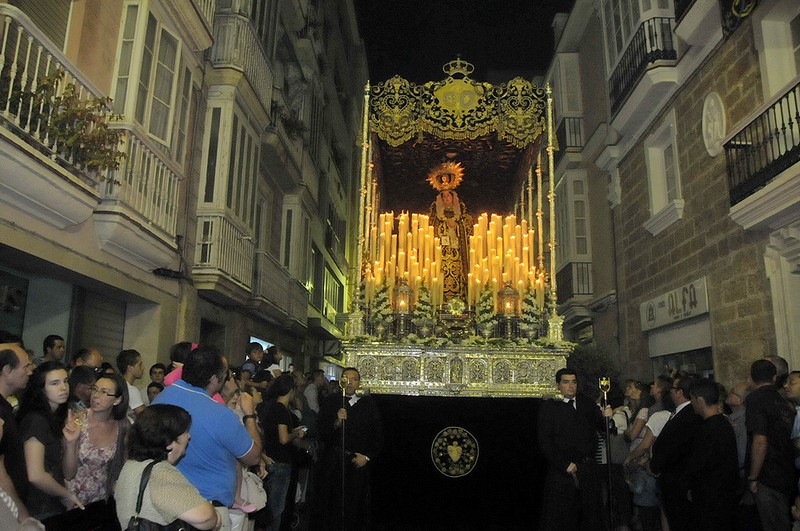 Servitas-procesión de la virgen de los dolores