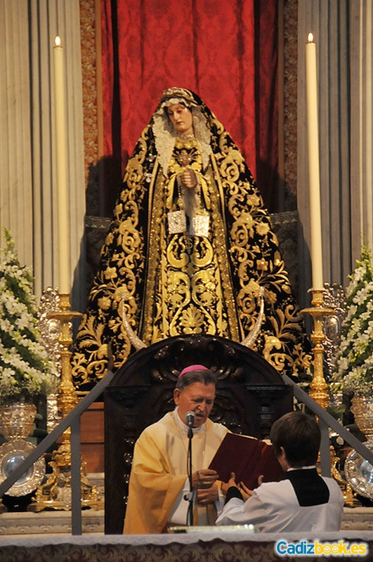 Servitas-coronacion virgen de los dolores