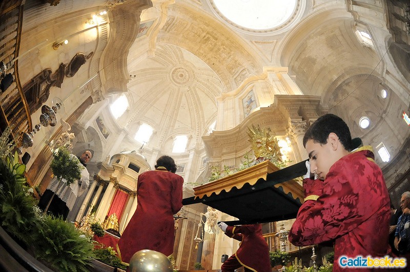 Servitas-coronacion virgen de los dolores