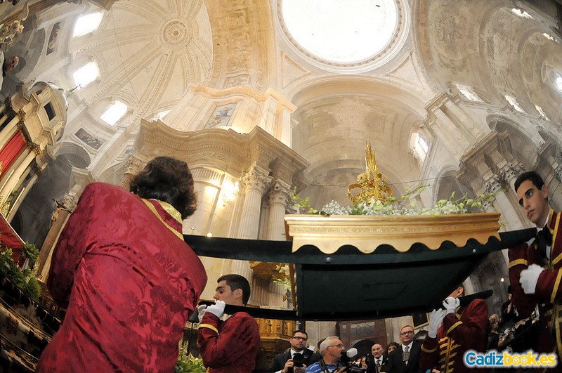 Servitas-coronacion virgen de los dolores