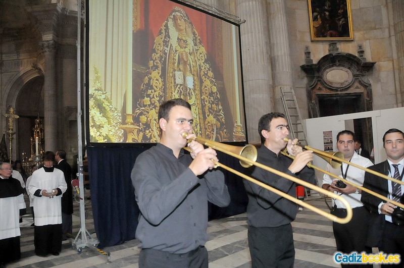 Servitas-coronacion virgen de los dolores