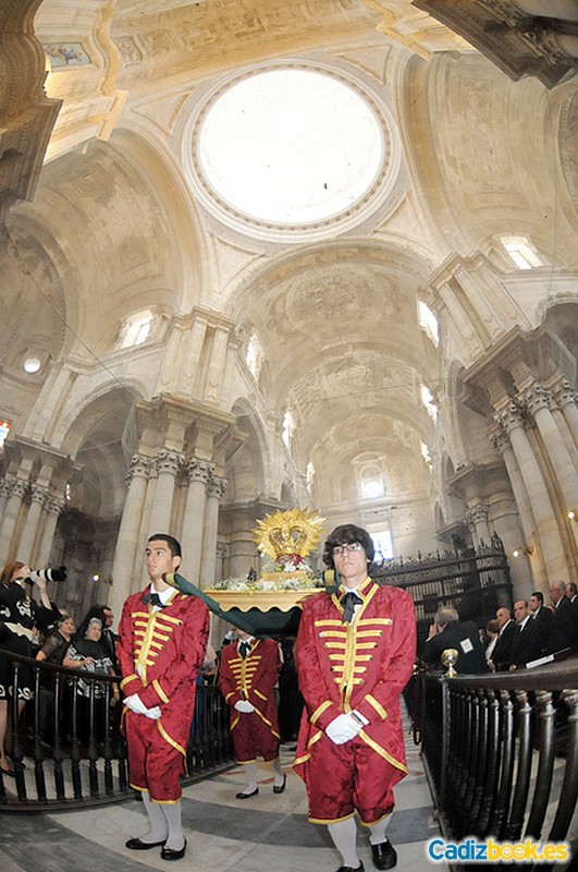 Servitas-coronacion virgen de los dolores