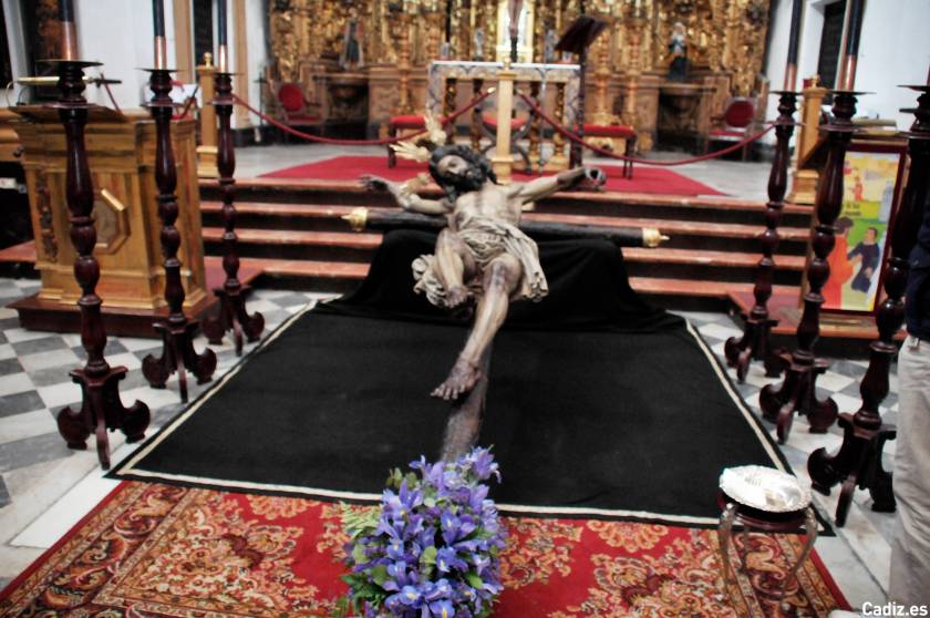 Descendimiento-besapies y via crucis 2014