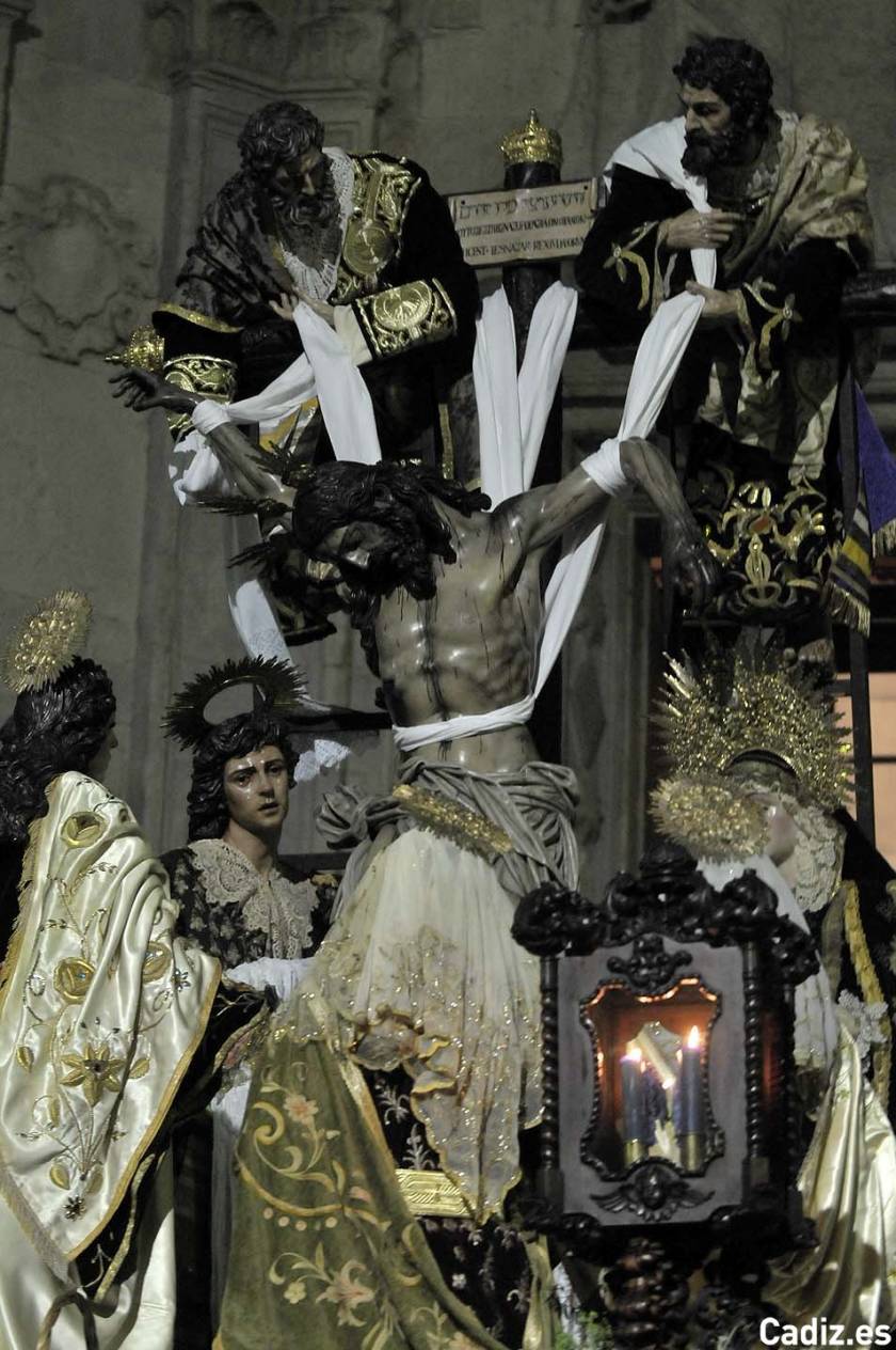 Descendimiento-salida procesional 2014