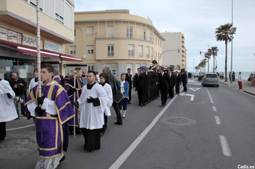 Las aguas-traslado y via crucis 2014