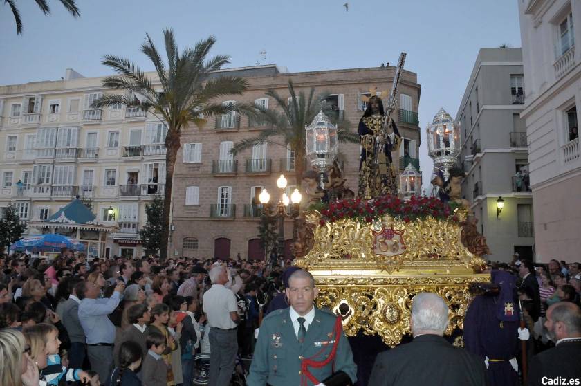 Nazareno-salida procesional 2014