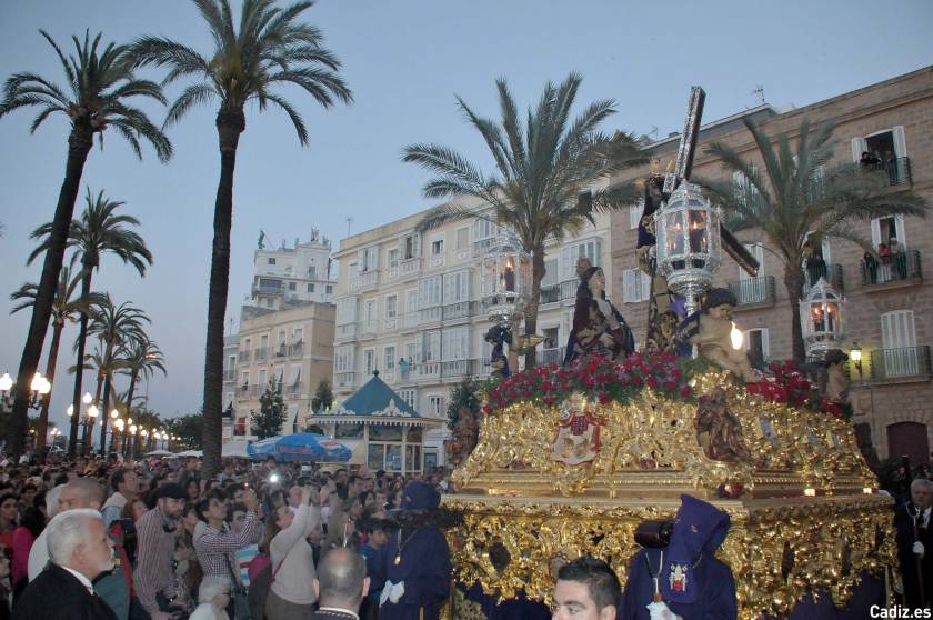 Nazareno-salida procesional 2014