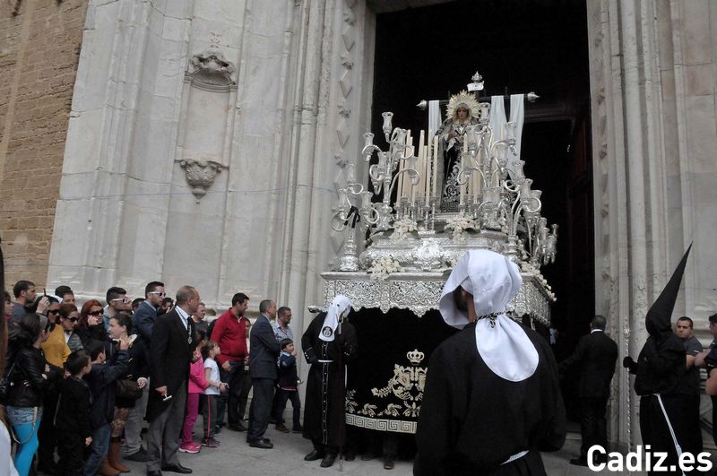 Santo entierro (soldedad)-salida procesional 2014