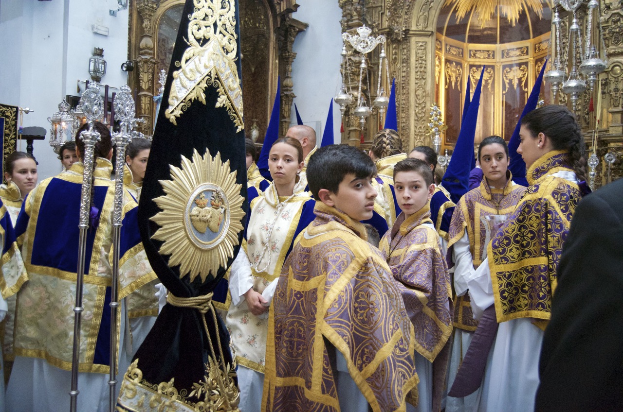 Cádiz, la calle de la amargura donde se encuentran jesús y su madre