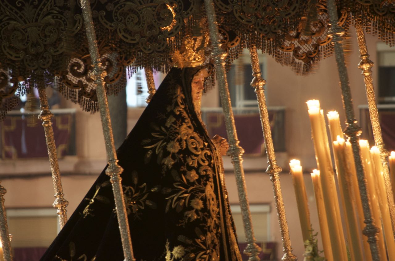 Viernes santo de dolor y de esperanza, y de despedida