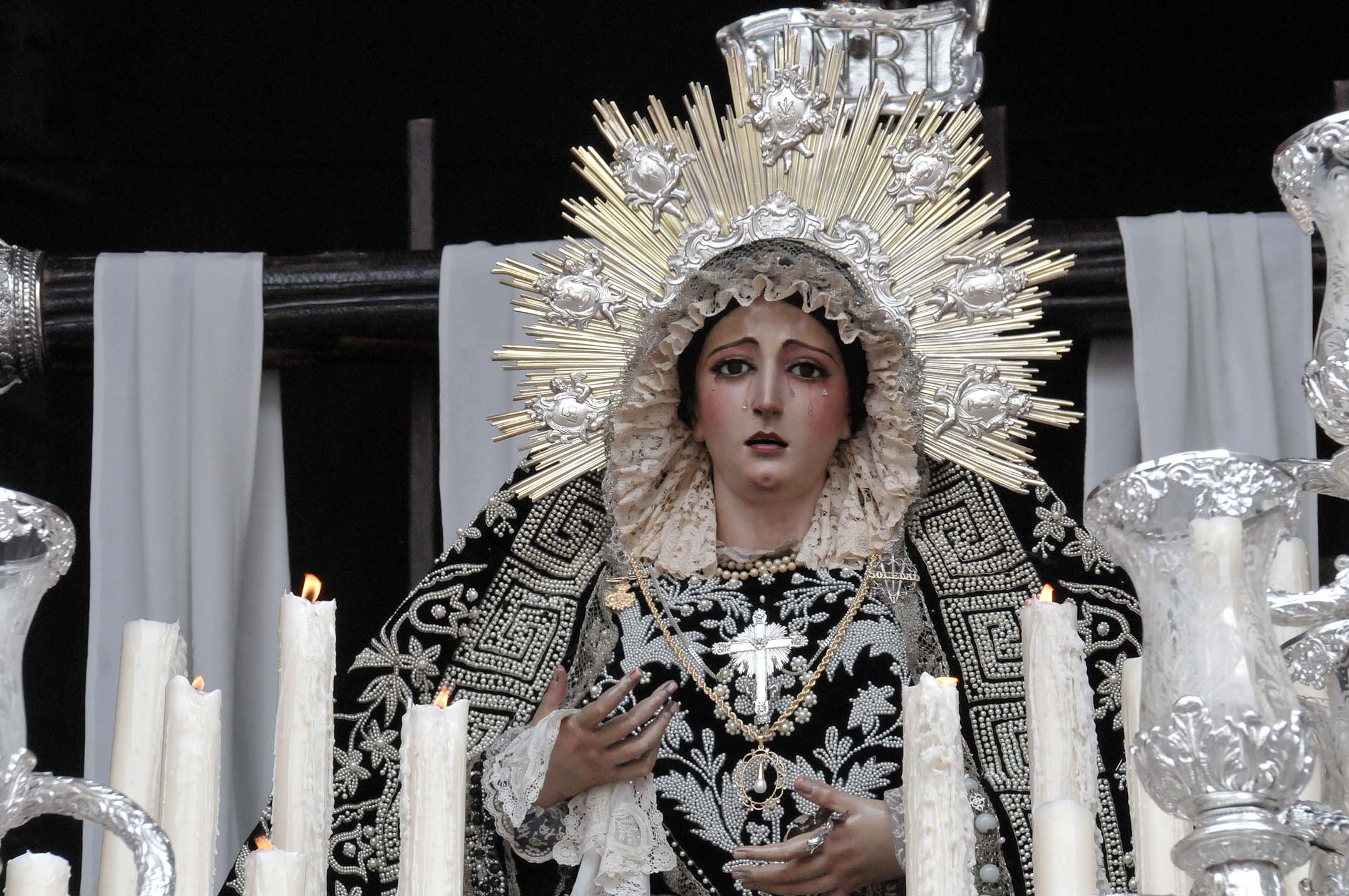 Diadema de nuestra señora de la soledad