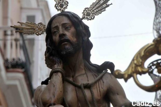 San agustín cierra el domingo de ramos con humildad y paciencia