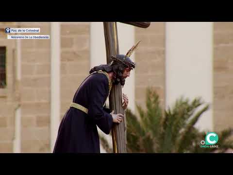 Nazareno de la Obediencia Saliendo de Catedral