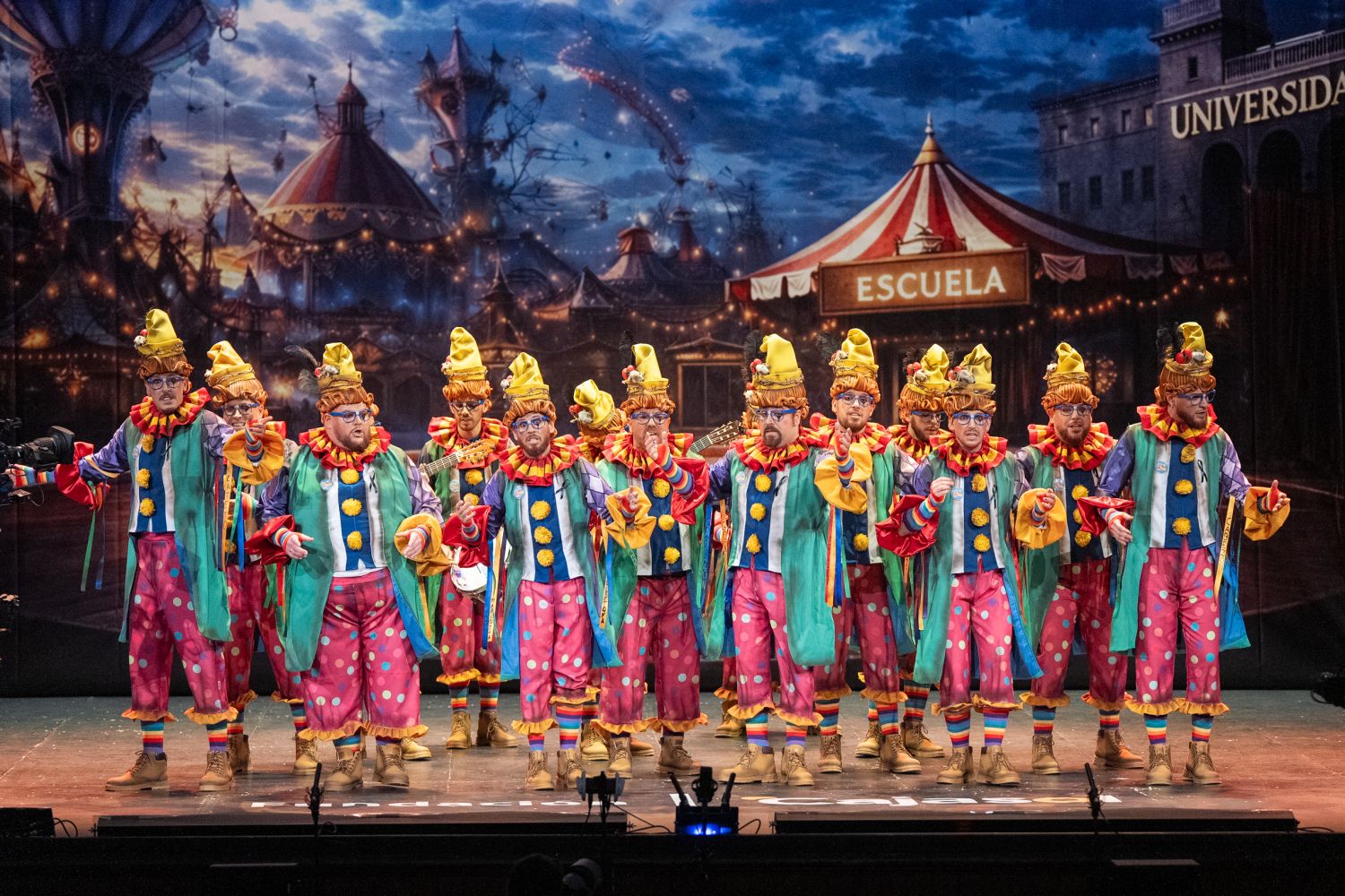 Comparsa, DUMBO - (El vecindario)