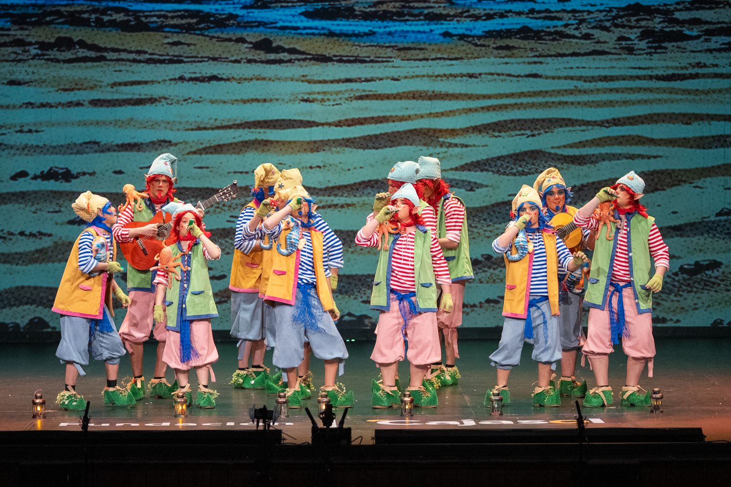 Chirigota juvenil, Los duendecillos de los dos castillos