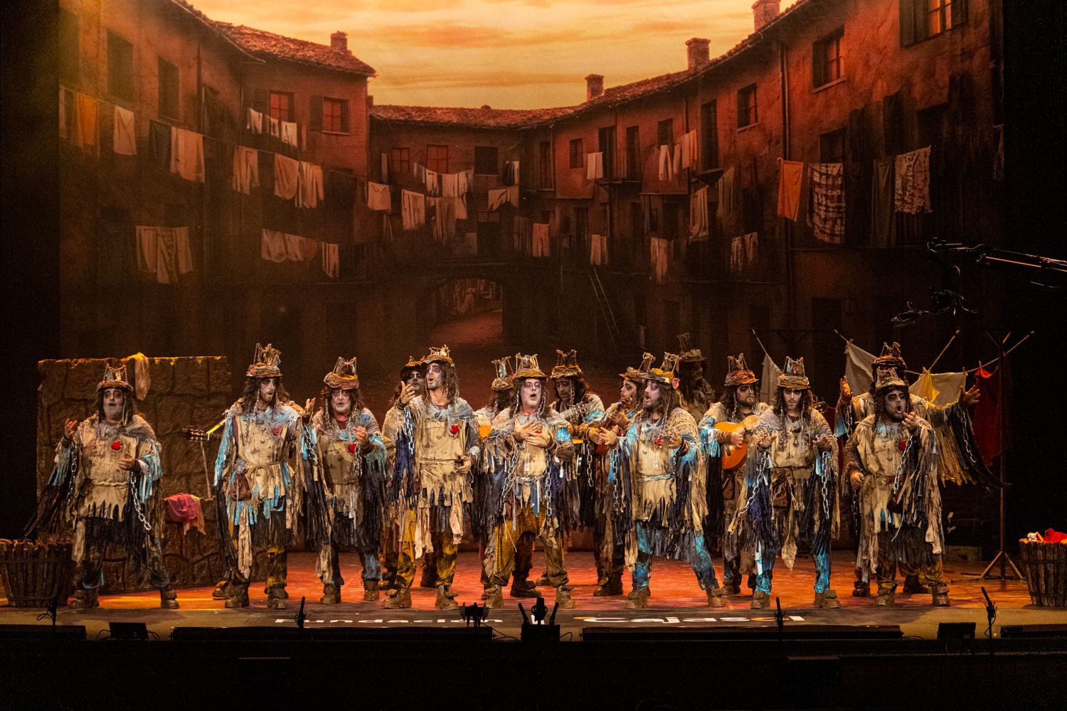 Comparsa, Los trapos sucios