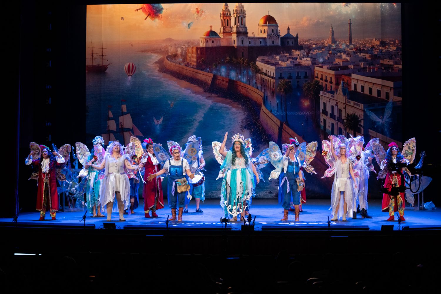 Comparsa, Con la primera risa