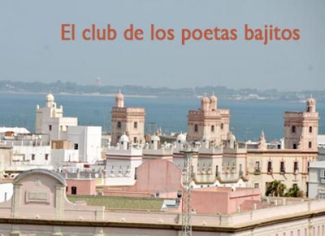 El club de los poetas bajitos