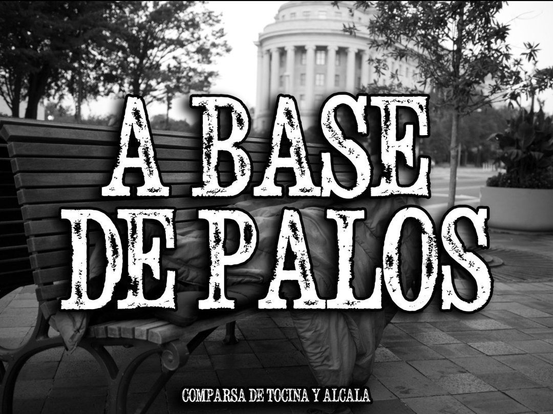 A base de palos