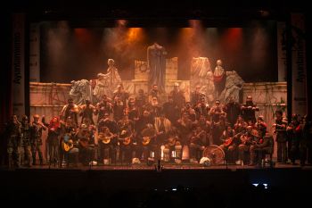 Coro, ¡ Que barbaridad ! - Cuartos