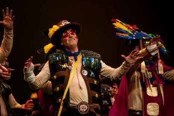 Chirigota, Vuelvo de gira con Bob Dylan - Preliminares