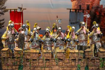 Chirigota, Nos hemos venío arriba - Preliminares