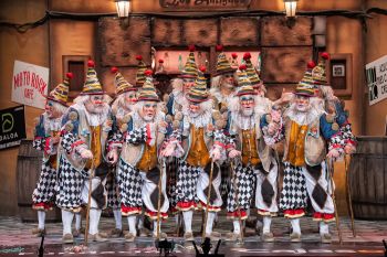 Chirigota, Los antiguos - Semifinales