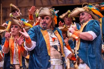 Coro, Los caletarios - Preliminares